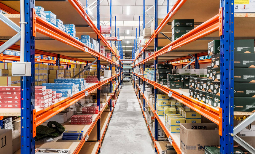 Kệ Sắt Tuệ Linh