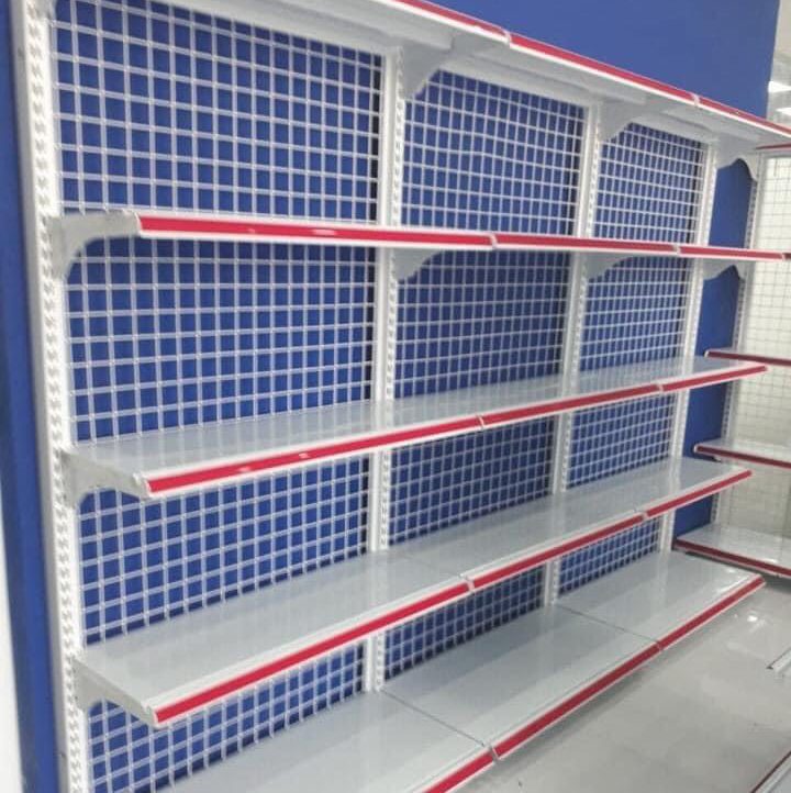 Kệ áp tường lưng lưới