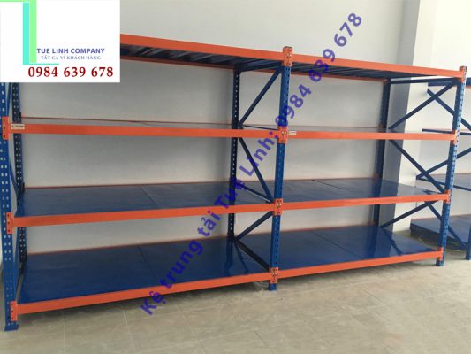Giá kệ trung tải và những ưu điểm của kệ sắt trung tải 