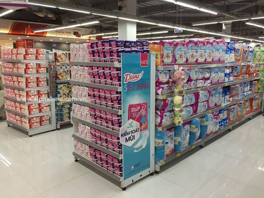 Lắp đặt giá kệ siêu thị cho cửa hàng mẹ và bé tại Bến Cầu, Tây Ninh