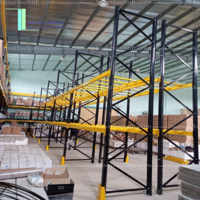 Kệ Để Hàng Nặng 1500Kg